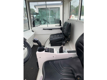 Новый Аэродромный тягач Trepel Challenger 150: фото 2