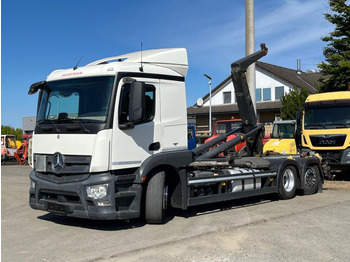 Крюковой мультилифт MERCEDES-BENZ Actros 2543