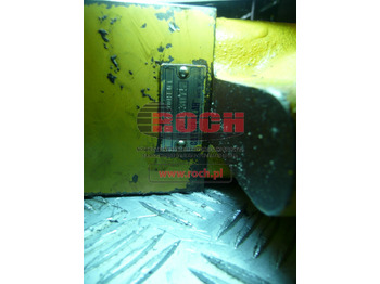 : фото в шапке страницы