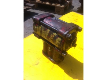 : фото в шапке страницы