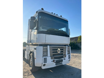 Тягач RENAULT Magnum 390