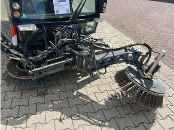 Schmidt Swingo Compact 200 4x2 Swingo Compact 200 4x2, Kehrmaschine в лизинг Schmidt Swingo Compact 200 4x2 Swingo Compact 200 4x2, Kehrmaschine: фото 2 Schmidt Swingo Compact 200 4x2 Swingo Compact 200 4x2, Kehrmaschine в лизинг Schmidt Swingo Compact 200 4x2 Swingo Compact 200 4x2, Kehrmaschine: фото 2