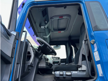 Фото интерьера 1: MAN TGS 18.360 4X4 BL TGS 18.360 4X4 BL, Hinterkipper, hydr. Heckklappe, Winterdienstausstattung в лизинг MAN TGS 18.360 4X4 BL TGS 18.360 4X4 BL, Hinterkipper, hydr. Heckklappe, Winterdienstausstattung