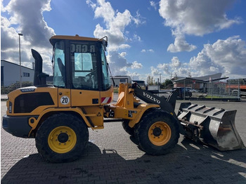 Колёсный погрузчик Volvo L 35 G: фото 5 Колёсный погрузчик Volvo L 35 G: фото 5