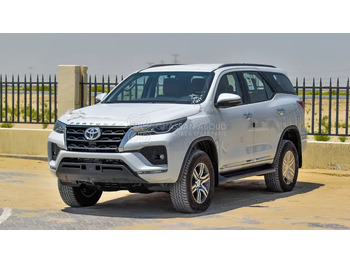 Внедорожник TOYOTA