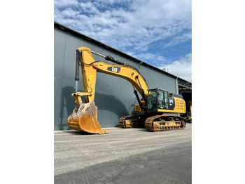 Гусеничный экскаватор CATERPILLAR 352F