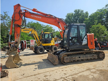 Гусеничный экскаватор HITACHI ZX 135 US: фото 2