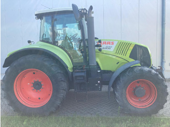 Трактор CLAAS Axion 840