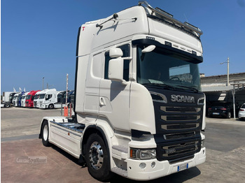 Тягач SCANIA R 560