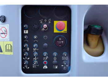 Коленчатый подъемник Genie Z34/22 Diesel, 4x4 Drive, 12.6m Working Height, 6.: фото 4