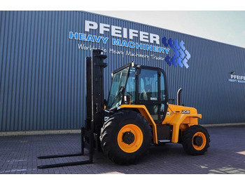 Внедорожный погрузчик JCB