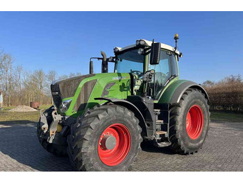 Трактор FENDT 828 Vario