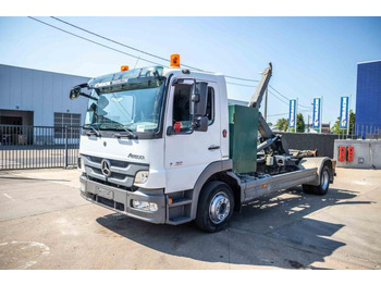 Крюковой мультилифт MERCEDES-BENZ Atego 1222