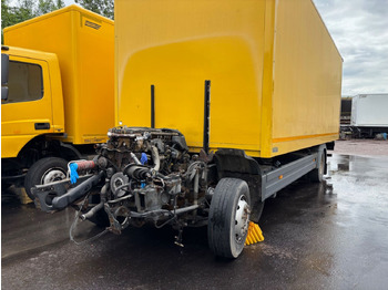 Грузовик с закрытым кузовом MERCEDES-BENZ Atego 1227