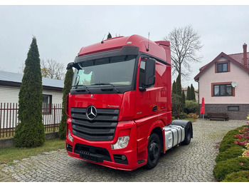 Тягач MERCEDES-BENZ