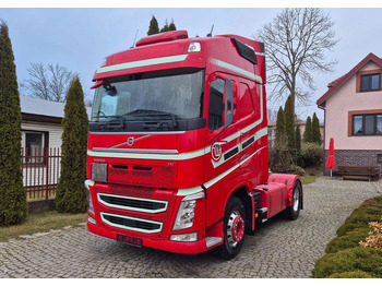 Тягач VOLVO FH