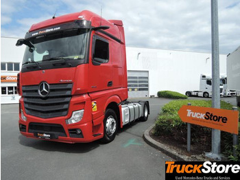 Тягач MERCEDES-BENZ Actros 1845