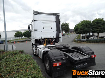 Тягач Mercedes-Benz Actros 1843 LS: фото 5