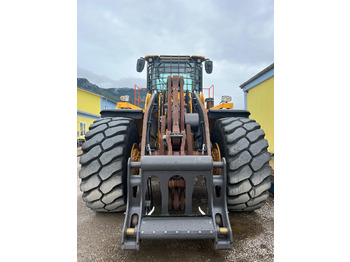 Колёсный погрузчик VOLVO L220H: фото 4 Колёсный погрузчик VOLVO L220H: фото 4