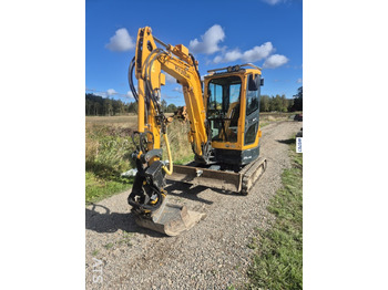Мини-экскаватор Hyundai 25Z-9AK mini excavator with tiltrotator and attachments: фото 2