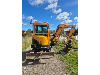 Мини-экскаватор Hyundai 25Z-9AK mini excavator with tiltrotator and attachments: фото 3