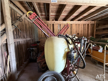 Навесной опрыскиватель HARDI