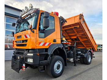 Самосвал IVECO Trakker