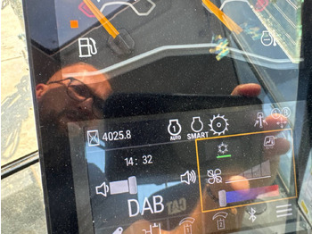 Гусеничный экскаватор CAT 308CR: фото 5