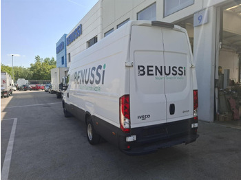 Пассажирский фургон IVECO Daily 35C18H V: фото 4