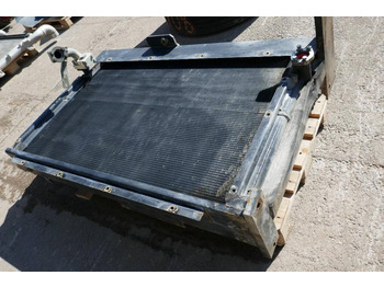 : фото в шапке страницы