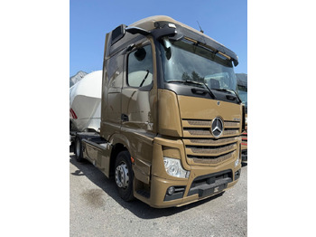 Тягач MERCEDES-BENZ Actros 1845