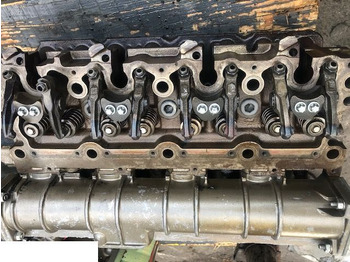 : фото в шапке страницы