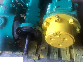 Приводный вал JOHN DEERE