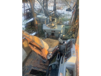 Кабина для Сельскохозяйственной техники M-F Fermec kabina części MF HX50: фото 5 Кабина для Сельскохозяйственной техники M-F Fermec kabina części MF HX50: фото 5