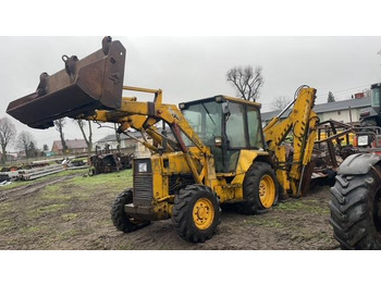 Экскаватор-погрузчик MASSEY FERGUSON