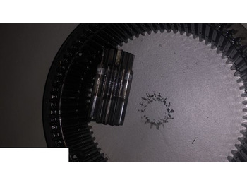 Бортовой редуктор CARRARO