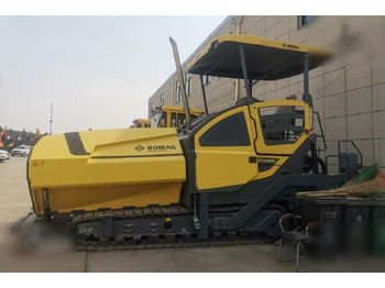 Асфальтоукладчик BOMAG