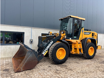 Колёсный погрузчик HYUNDAI