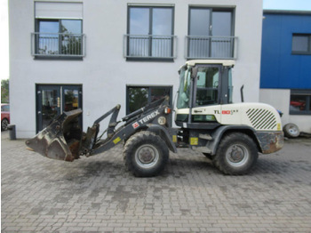 Колёсный погрузчик TEREX