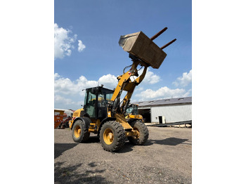 Колёсный погрузчик CATERPILLAR 908H