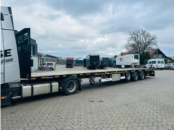 Полуприцеп бортовой/ Платформа Kässbohrer SPS Mega Schwerlast Plattform Lenkachse: фото 3 Полуприцеп бортовой/ Платформа Kässbohrer SPS Mega Schwerlast Plattform Lenkachse: фото 3