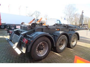 Полуприцеп-контейнеровоз/ Сменный кузов