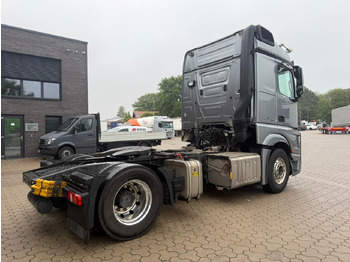 Тягач Mercedes-Benz Actros 1851 LS 4x2 Hydraulik Alu Felgen: фото 4 Тягач Mercedes-Benz Actros 1851 LS 4x2 Hydraulik Alu Felgen: фото 4