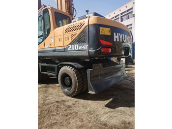 Колёсный экскаватор HYUNDAI R210W-9: фото 5