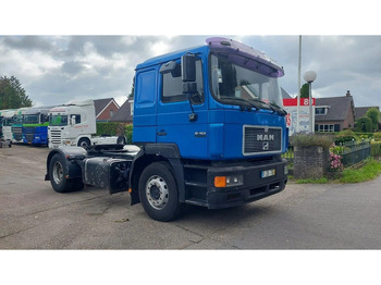 Тягач MAN 19.403 MANUAL GEARBOX: фото 2
