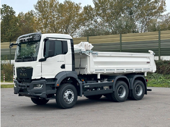 Самосвал MAN TGS 33.440