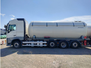 Грузовик-цистерна VOLVO FH 420