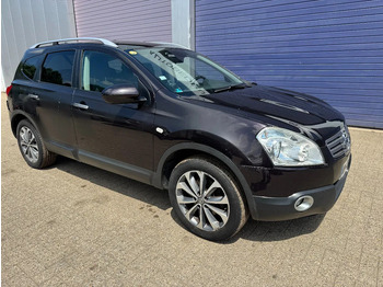 Внедорожник NISSAN