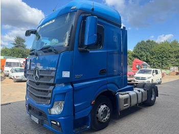Тягач MERCEDES-BENZ Actros 1842