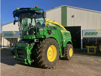 Комбайн JOHN DEERE 8600